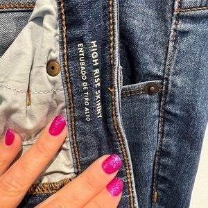 Universal Thread high rise skinny distressed jean 16w